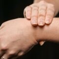 Fájdalomcsillapító akupresszúrás pontok hétköznapi panaszokra